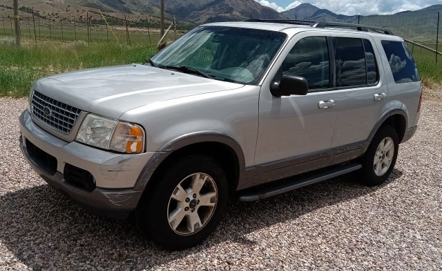 2003 EXPLORER XLT 4X4 (34).jpg